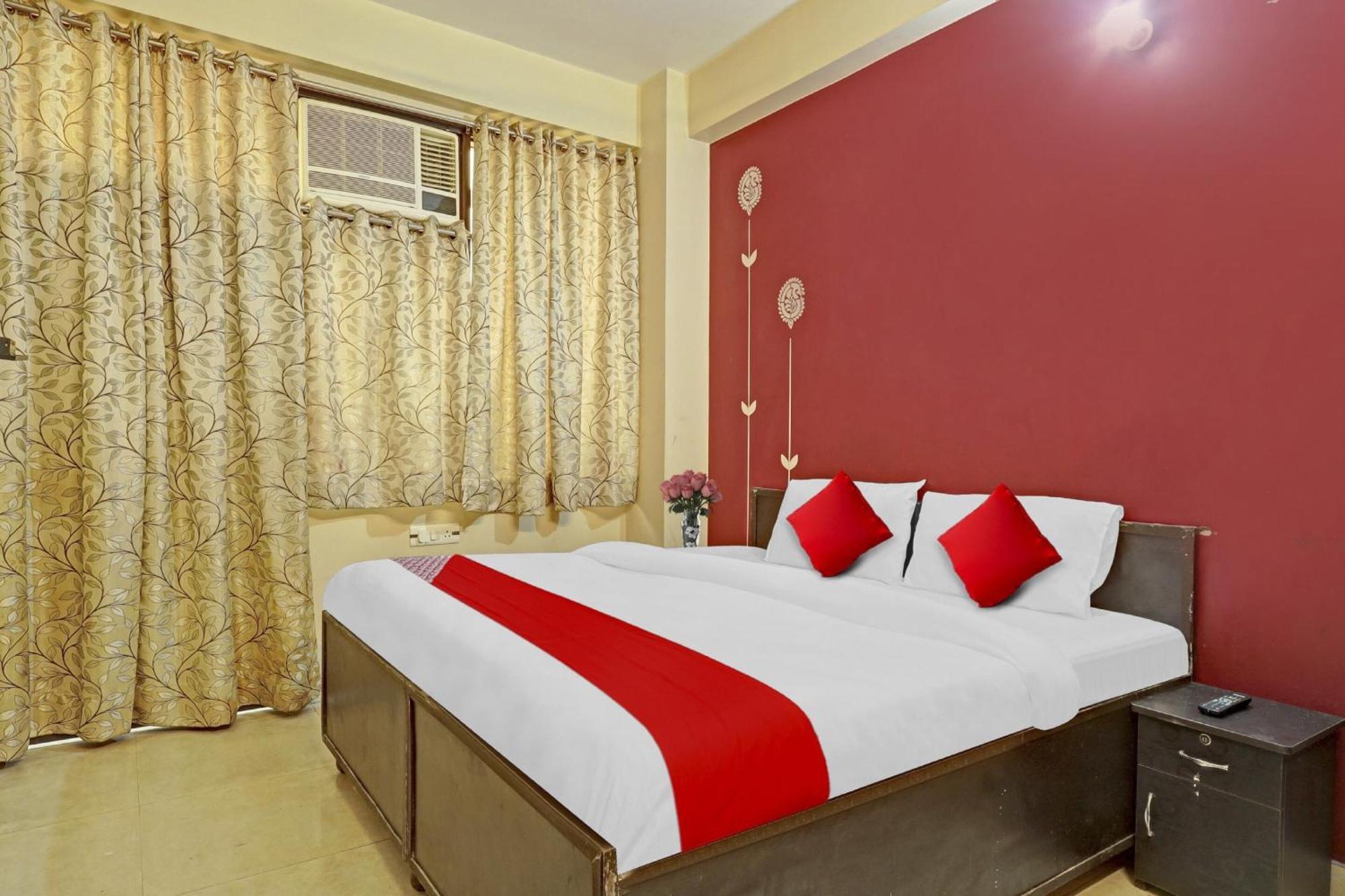 Hotel O A.K Palace Ню Делхи Екстериор снимка