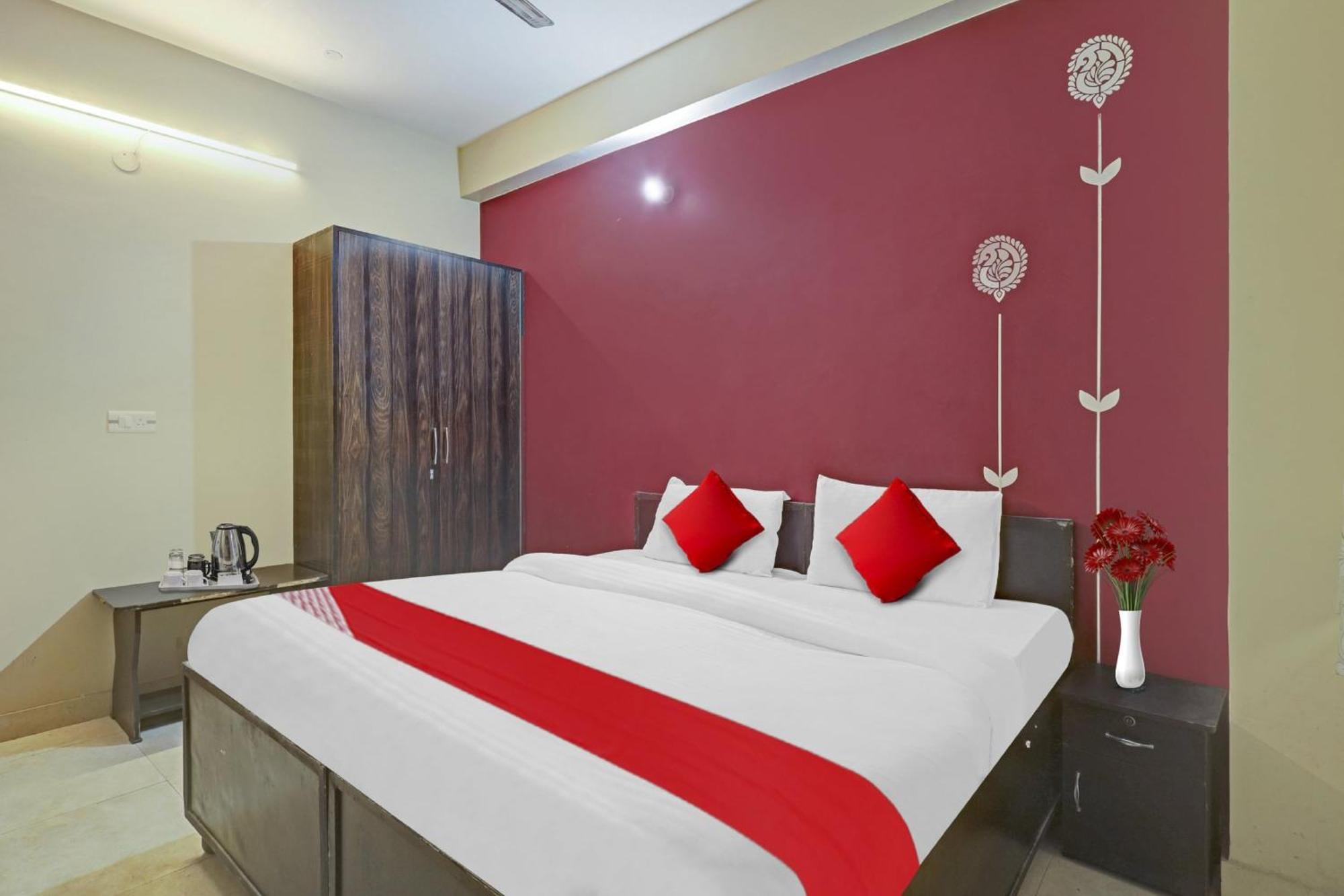 Hotel O A.K Palace Ню Делхи Екстериор снимка