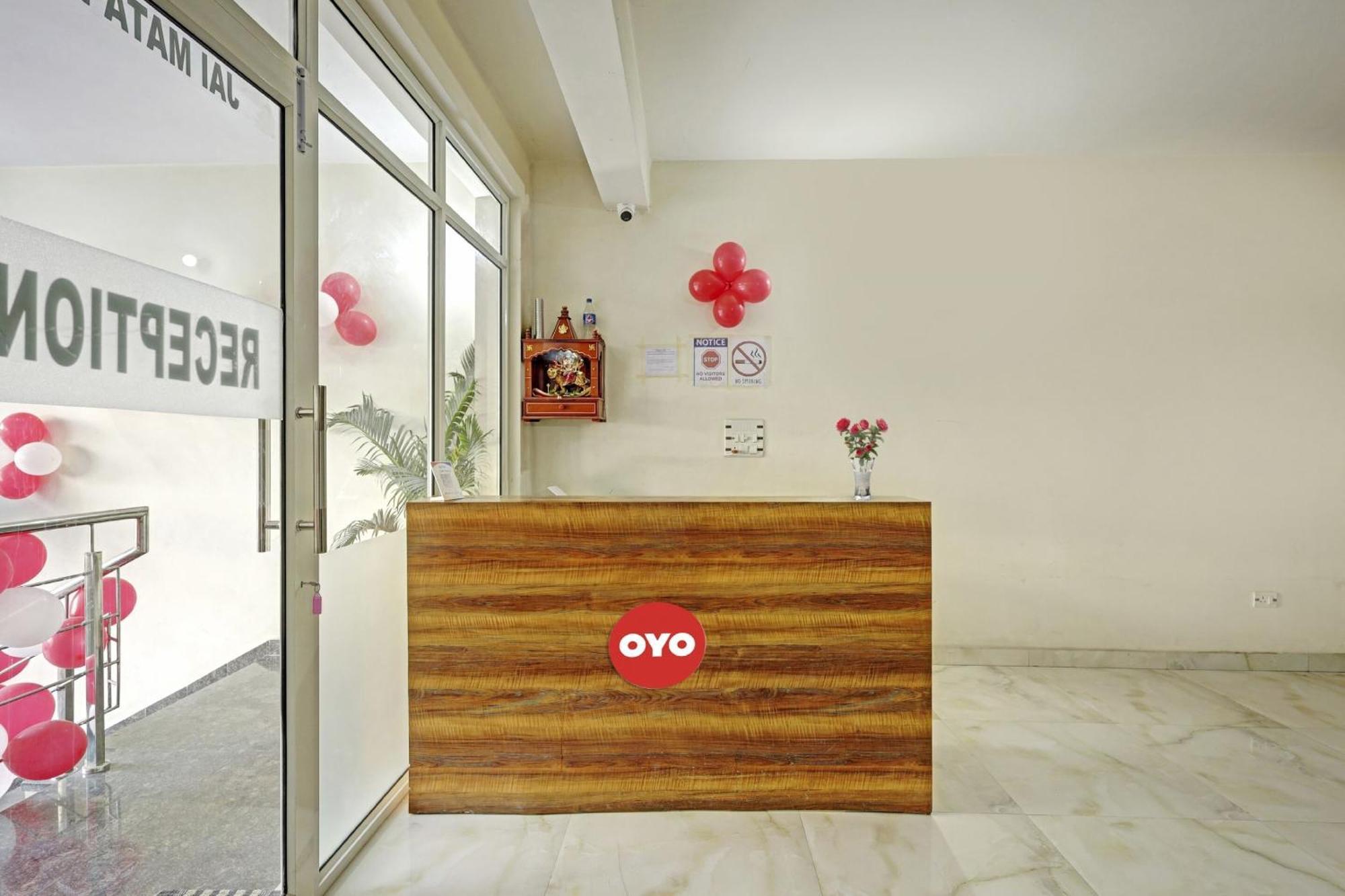 Hotel O A.K Palace Ню Делхи Екстериор снимка